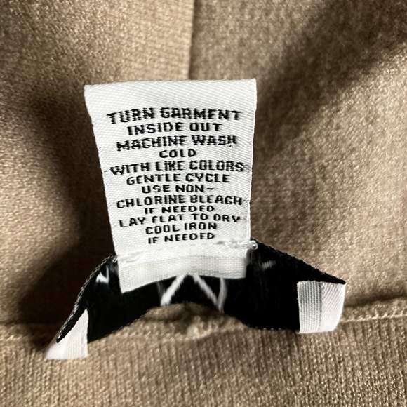 Magaschoni Tan “Coatigan” cuffed sleeves, pockets, machine washable - worn twice - Picture 5 of 5